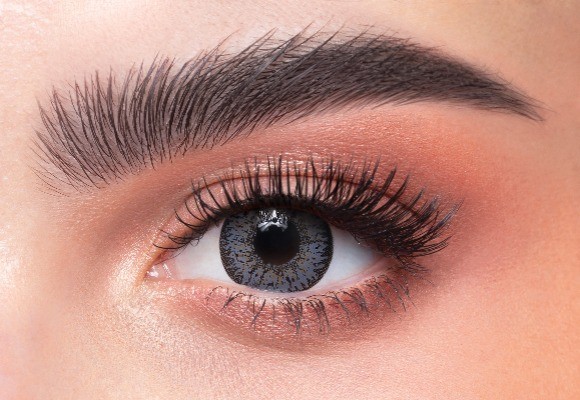 Sabrin Gray -#7 (DAILY)